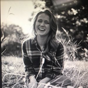 Meet your Posher, Lydia